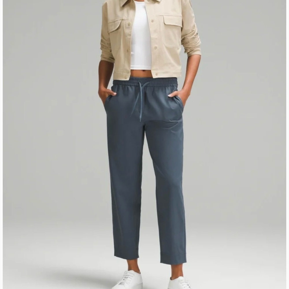 Lululemon Athletica Olive Green Cropped Pants Relaxed Fit